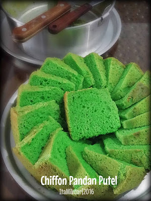 Chiffon Pandan Putih Telur
